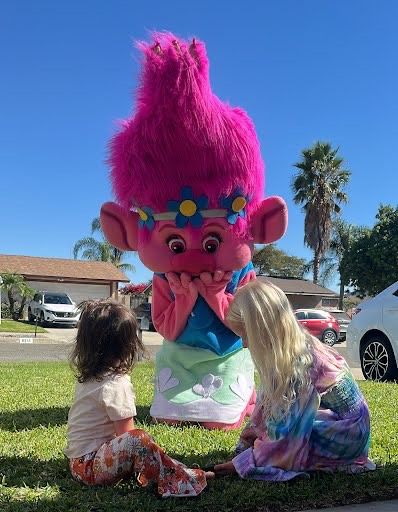 Poppy Trolls mascot character for birthday parties in Las Vegas